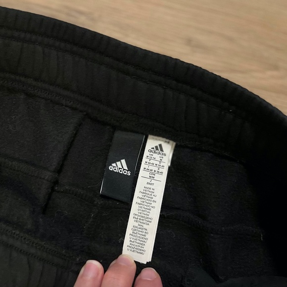 Adidas Women's Essentials 3-Stripes Fleece Jogger Sweatpants/BLACK/Size M - Picture 9 of 9